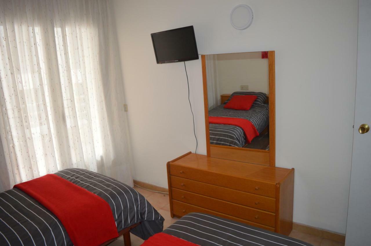 Apartamento Completo 200M Playa Apartment Roses Luaran gambar